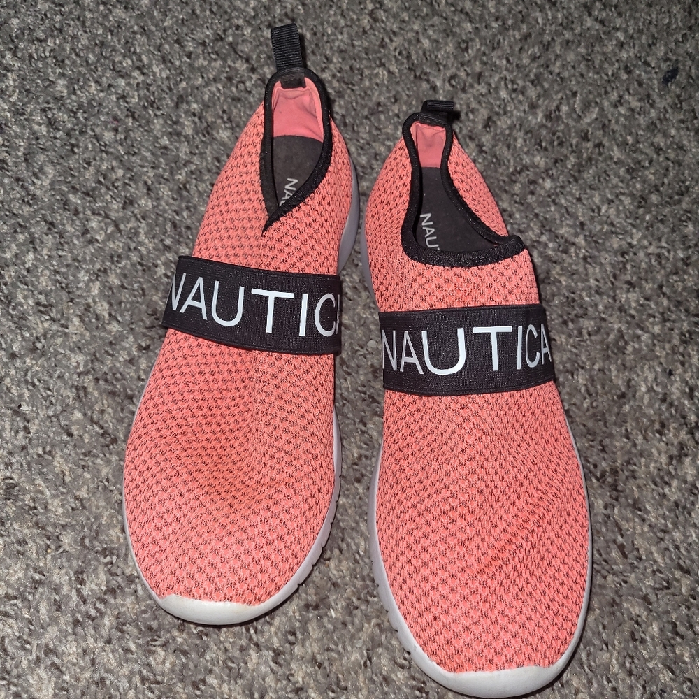 NAUTICA pink tennis shoes with black nautica logo band across top size 9.5